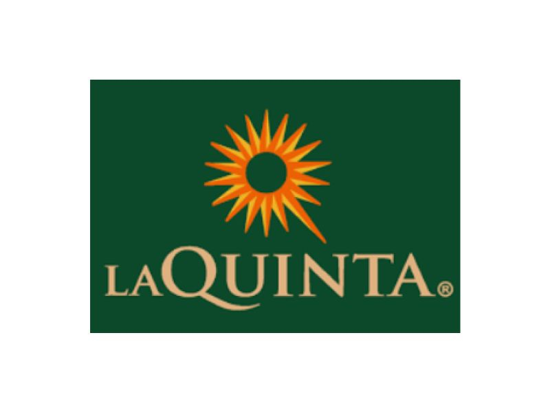 Airport: La Quinta Inn & Suites by Wyndham Miami Airport East Background